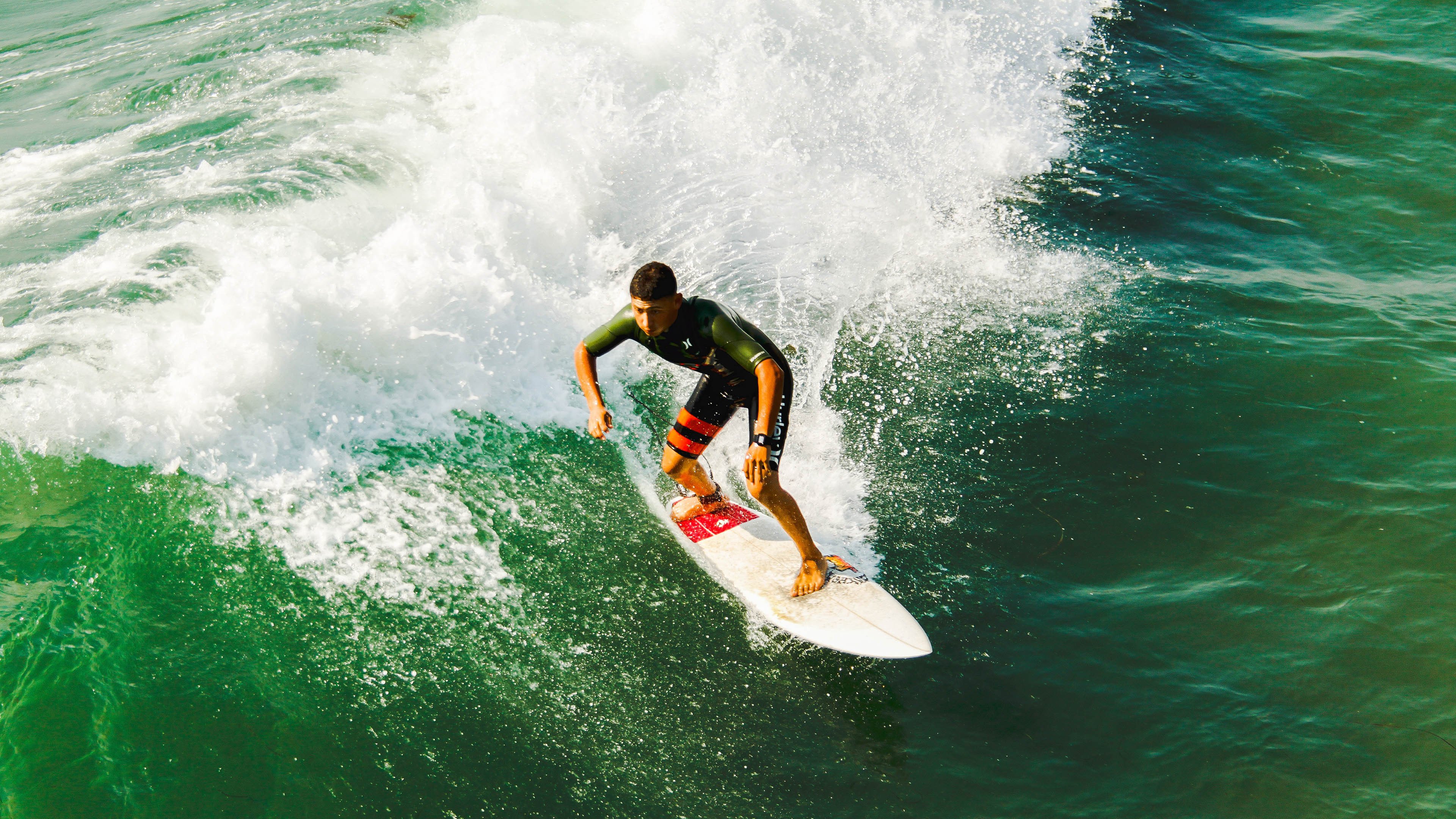 ky体育娱乐-F1周冠宇反应训练数据提升明显：突破极限，领跑未来